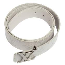مملوكة مسبقًا Louis Vuitton White Monogram Canvas Initiales Reversible Buckle Belt 95 CM