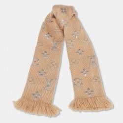 مملوكة مسبقًا Louis Vuitton Beige Logomania Shine Scarf