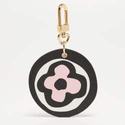 مملوكة مسبقًا Louis Vuitton Monogram Canvas Wild At Heart Illustre Bag Charm