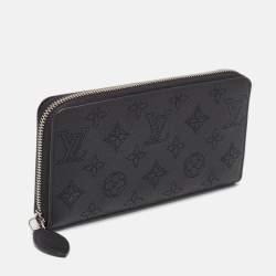 Louis Vuitton Noir Monogram Mahina Leather Zippy Wallet