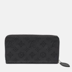 Louis Vuitton Noir Monogram Mahina Leather Zippy Wallet