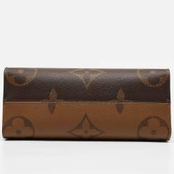 Louis Vuitton Reverse Monogram Giant Canvas Onthego MM Bag