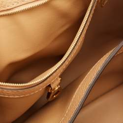 Pre Owned Louis Vuitton Arizona Taurillon Leather Capucines MM Bag