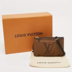 مملوكة مسبقًا Louis Vuitton Monogram Giant Reverse Double Zip Pochette Bag