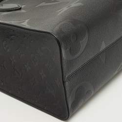 Pre Owned Louis Vuitton Black Monogram Giant Empreinte Leather Onthego MM Bag