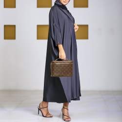 مملوكة مسبقًا حقيبة أدوات الزينة لوي فيتون نايس بي بي قماش مونوغرام