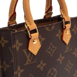 مملوكة مسبقًا Louis Vuitton Monogram Canvas Petit Sac Plat Bag