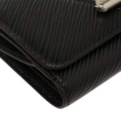 مملوكة مسبقًا Louis Vuitton Black Epi Leather Twist Wallet