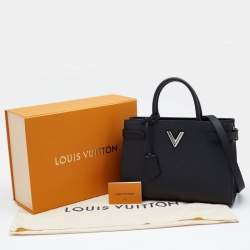 مملوكة مسبقًا Louis Vuitton Black Epi Leather Twist Tote Bag
