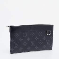 مملوكة مسبقًا Louis Vuitton Monogram Eclipse Canvas Discovery PM Pochette