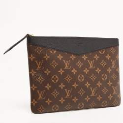 Pre Owned Louis Vuitton Black Monogram Canvas Daily Pouch