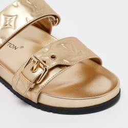 Pre Owned Louis Vuitton Gold Leather Bom Dia Comfort Flat Sandals Size 37.5