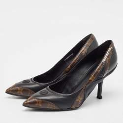 Pre Owned Louis Vuitton Black/Brown Leather and Monogram Canvas Archlight Pumps Size 38.5