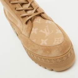 Pre Owned Louis Vuitton Beige Monogram Wool and Suede Laureate Platform Desert Boots Size 39