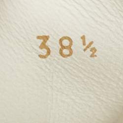 مملوكة مسبقًا حذاء رياضي لوي فيتون جلد أبيض/فضي برباط مقاس 38.5