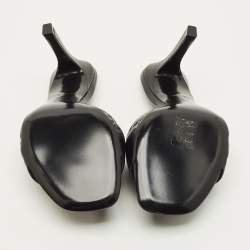 مملوكة مسبقًا صندل سلايد لوي فيتون إحياء جلد بنقشة مونوجرام ذهبي مقاس 39.5