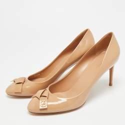 مملوكة مسبقًا Louis Vuitton Fiance Size 41 Beige Patent Leather Pumps