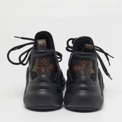 Pre Owned حذاء رياضي لويس فيتون أبيض/بني نقش المونوغرام كانفاس وشبك أربطة آرتشلايت مقاس 37.5