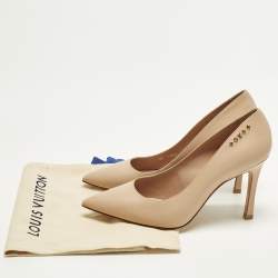 مملوكة مسبقًا Louis Vuitton Urban Twist Size Beige Leather Pumps