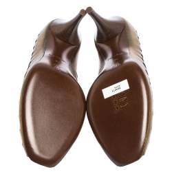 Pre Owned حذاء كعب عالي لوي فيتون بمقدمة مفتوحة و بسير حرف تي و بطراز قصات رائعة جلد برونزي مقاس 38