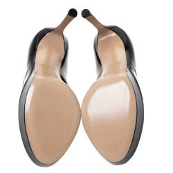 مملوكة مسبقًا حذاء كعب عالي لوي فيتون بمقدمة مفتوحة ومزين بشعار الماركة أل ڨي و بنعل سميك جلد لامع أسود مقاس 37.5