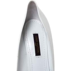 مملوكة مسبقًا حذاء كعب عالي لوي فيتون مقدمة مدببة غطاء معدن ماري غو راوند جلد أزرق أكسفورد مقاس 38