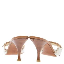 مملوكة مسبقًا Louis Vuitton Vintage White Leather Buckle Detail Open Toe Sandals Size 38.5