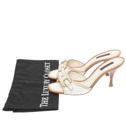 مملوكة مسبقًا Louis Vuitton Vintage White Leather Buckle Detail Open Toe Sandals Size 38.5