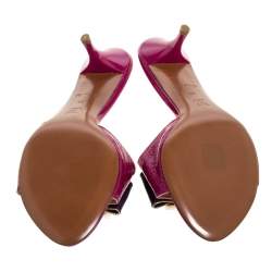 Pre Owned Louis Vuitton Pink Textured Patent Leather Flower Detail Open Toe Sandals Size 39