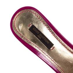 Pre Owned Louis Vuitton Pink Textured Patent Leather Flower Detail Open Toe Sandals Size 39