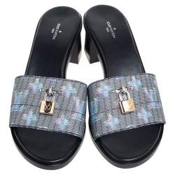 مملوكة مسبقًا Louis Vuitton Blue LV Pop Monogram Canvas Lock It Slide Sandals Size 41