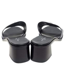 مملوكة مسبقًا Louis Vuitton Blue LV Pop Monogram Canvas Lock It Slide Sandals Size 41