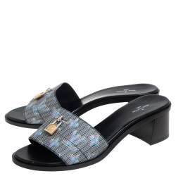 مملوكة مسبقًا Louis Vuitton Blue LV Pop Monogram Canvas Lock It Slide Sandals Size 41