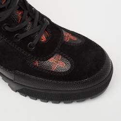 Pre Owned حذاء بوت كاحل لوي فيتون لاوريات كاتوغرام سويدي و كانفاس مقوى أسود/ بني نعل سميك مقاس 37.5