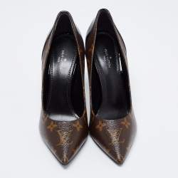 مملوكة مسبقًا حذاء كعب عالي لوي فيتون شيري جلد لامع وكانفاس مونوغرامي أسود/بني مقاس 37