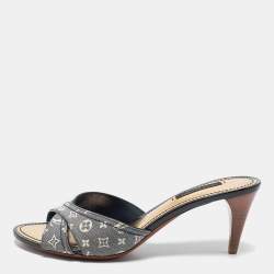 Pre Owned Louis Vuitton Blue/Grey  Monogram Denim Slides Size 37.5