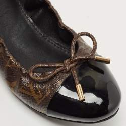 Pre Owned Louis Vuitton Brown/Black Monogram Canvas and Patent Leather Flirty Scrunch Ballet Flats Size 39