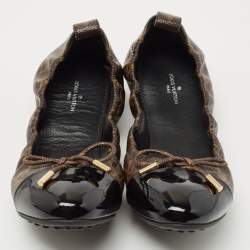 Pre Owned Louis Vuitton Brown/Black Monogram Canvas and Patent Leather Flirty Scrunch Ballet Flats Size 39