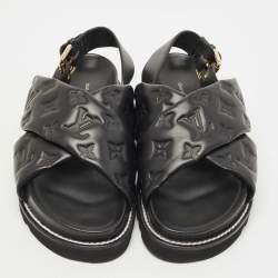 Pre Owned Louis Vuitton Black Monogram Embossed Leather Paseo Flat Sandals Size 39