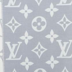 Pre Owned Louis Vuitton Grey Wool LV Essential Scarf