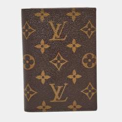 Louis Vuitton Monogram Canvas Passport Cover