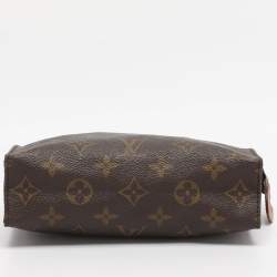 Pre Owned Louis Vuitton Monogram Canvas Toiletry 19 Pouch