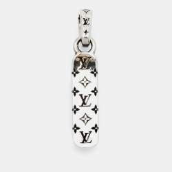 Pre Owned Louis Vuitton LV Skateboard Silver Tone Metal Charm