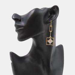 مملوكة مسبقًا Louis Vuitton Boucles D'Oreilles B Blossom Shell Diamond Earrings 18K Yellow Gold