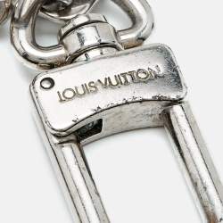 مملوكة مسبقًا سلسلة مفاتيح لوي فيتون بشعار فضي اللون