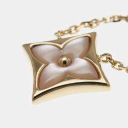 مملوكة مسبقًا Louis Vuitton Pandantif Star Blossom BB Necklace Pink Gold 18K Mother Of Pearl Necklace Pink Gold
