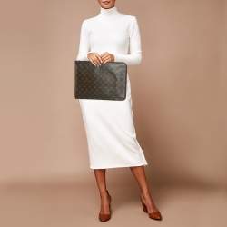 مملوكة مسبقًا Louis Vuitton Poche Document Portfolio Monogram Canvas Case