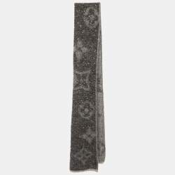 مملوكة مسبقًا Louis Vuitton Grey Sequined Monogram Mohair Knit Sunset Scarf