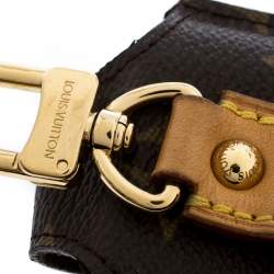 مملوكة مسبقًا Louis Vuitton Monogram Canvas Phone Case