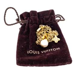 مملوكة مسبقًا Louis Vuitton Faux Pearl Charm Gold Tone Chain Link Bracelet